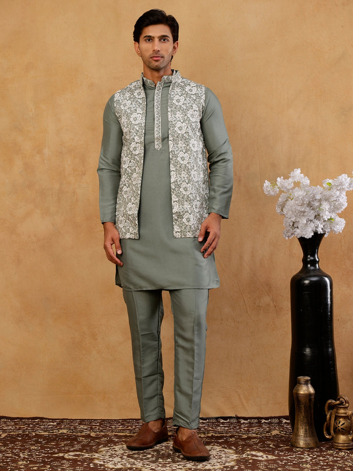 Men’S Kurta Pyjama With Embroidered Waistcoat