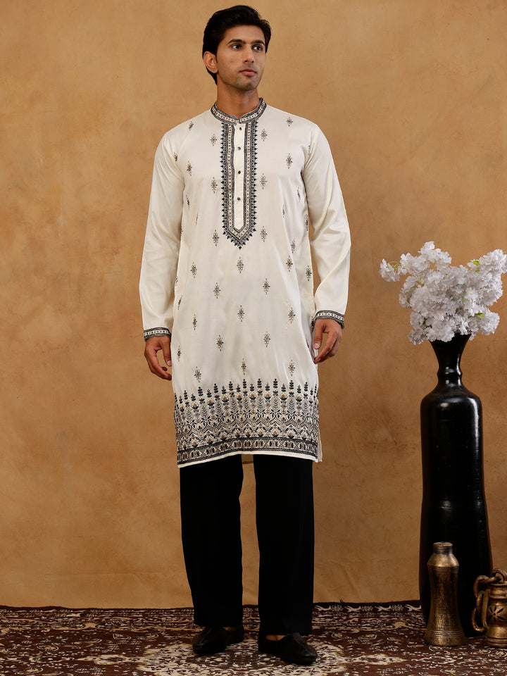 Men Embroidered Silk Blend Kurta With Korean Pants