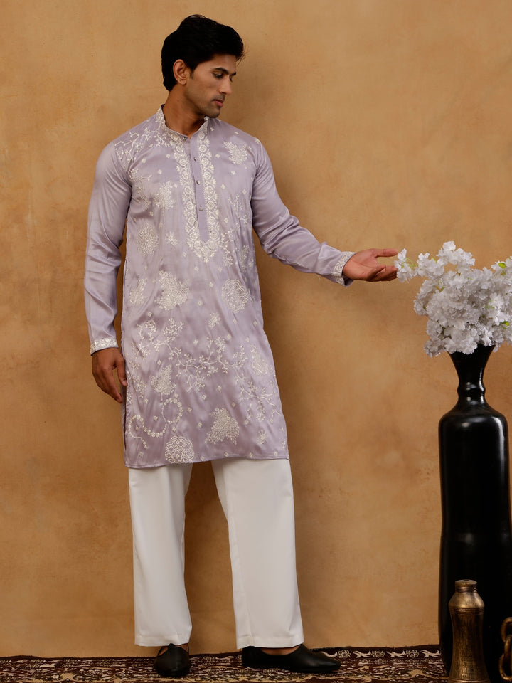 Embroidered Silk Blend Traditional Kurta With Korean Pants