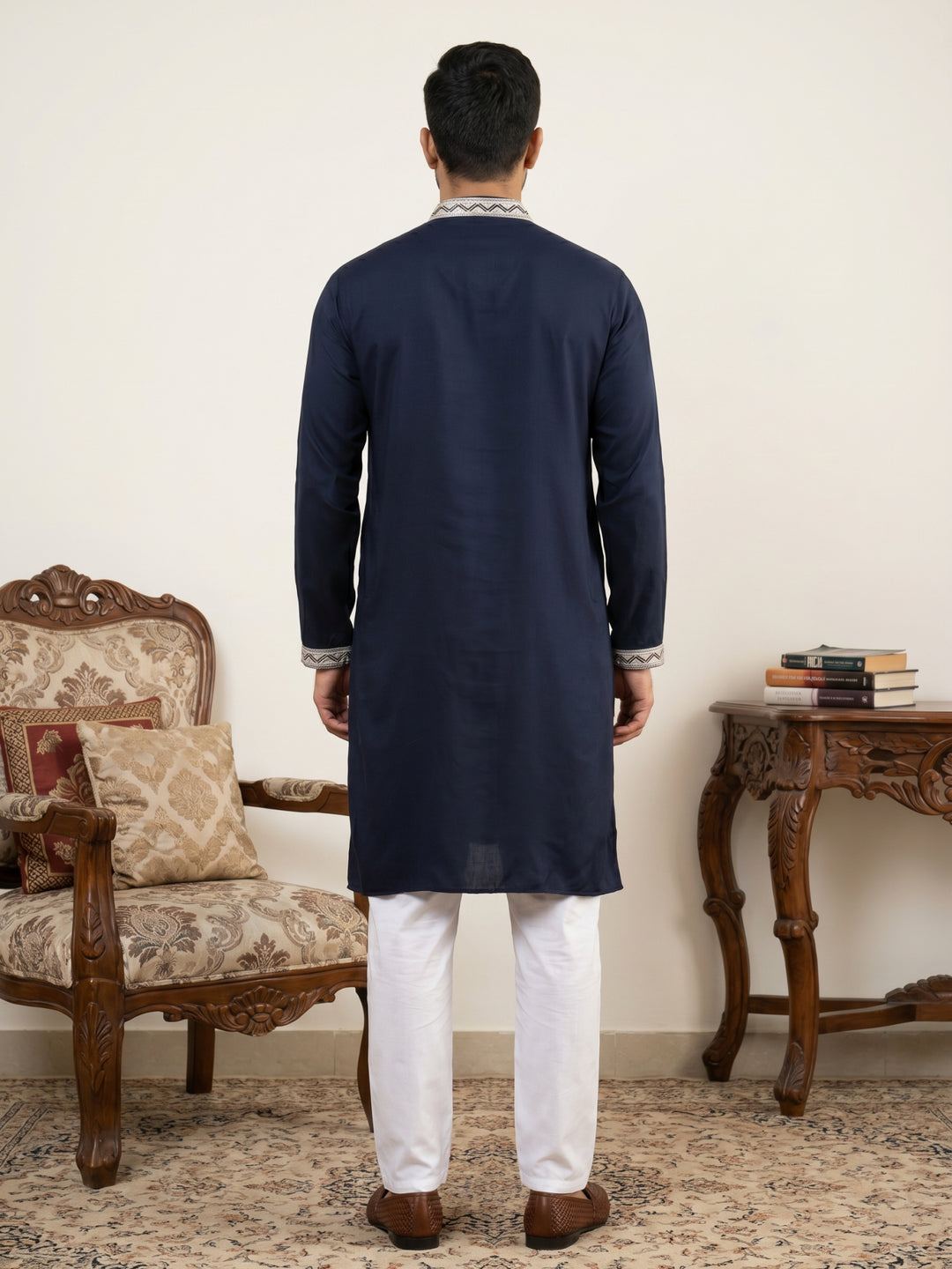 Men Silk Blend Embroidered Kurta Pyjama