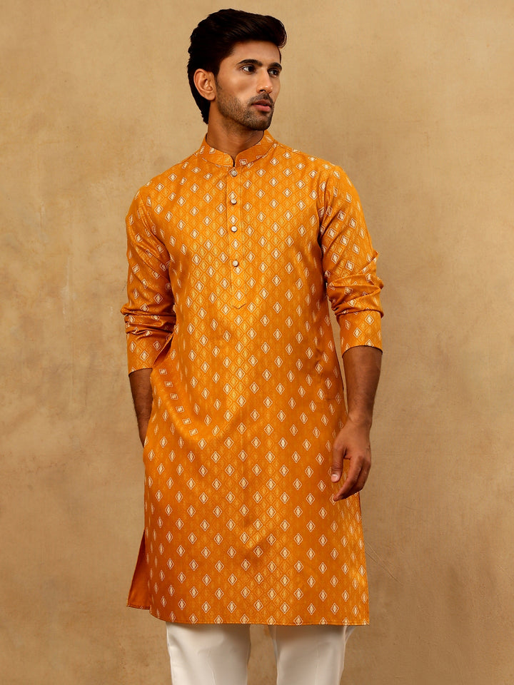 Classic Ethnic Print Cotton Blend Kurta Pyjama Set