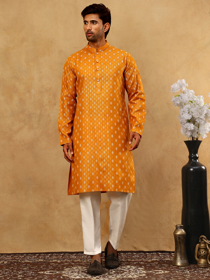 Classic Ethnic Print Cotton Blend Kurta Pyjama Set