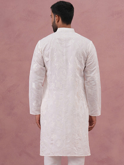 Men'S Embroidered Silk Blend Kurta