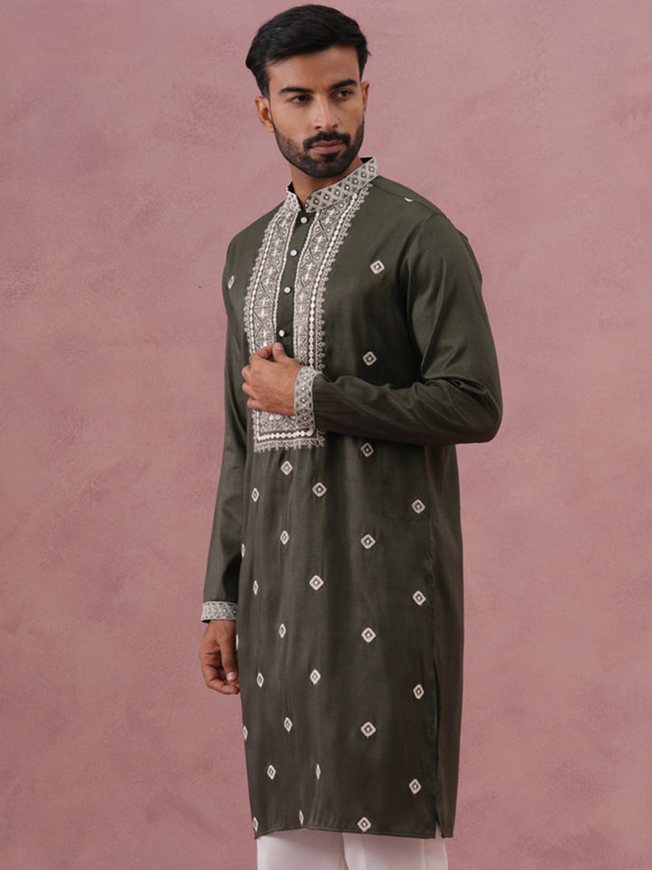 Men’S Ethnic Silk Blend Embroidered Kurta