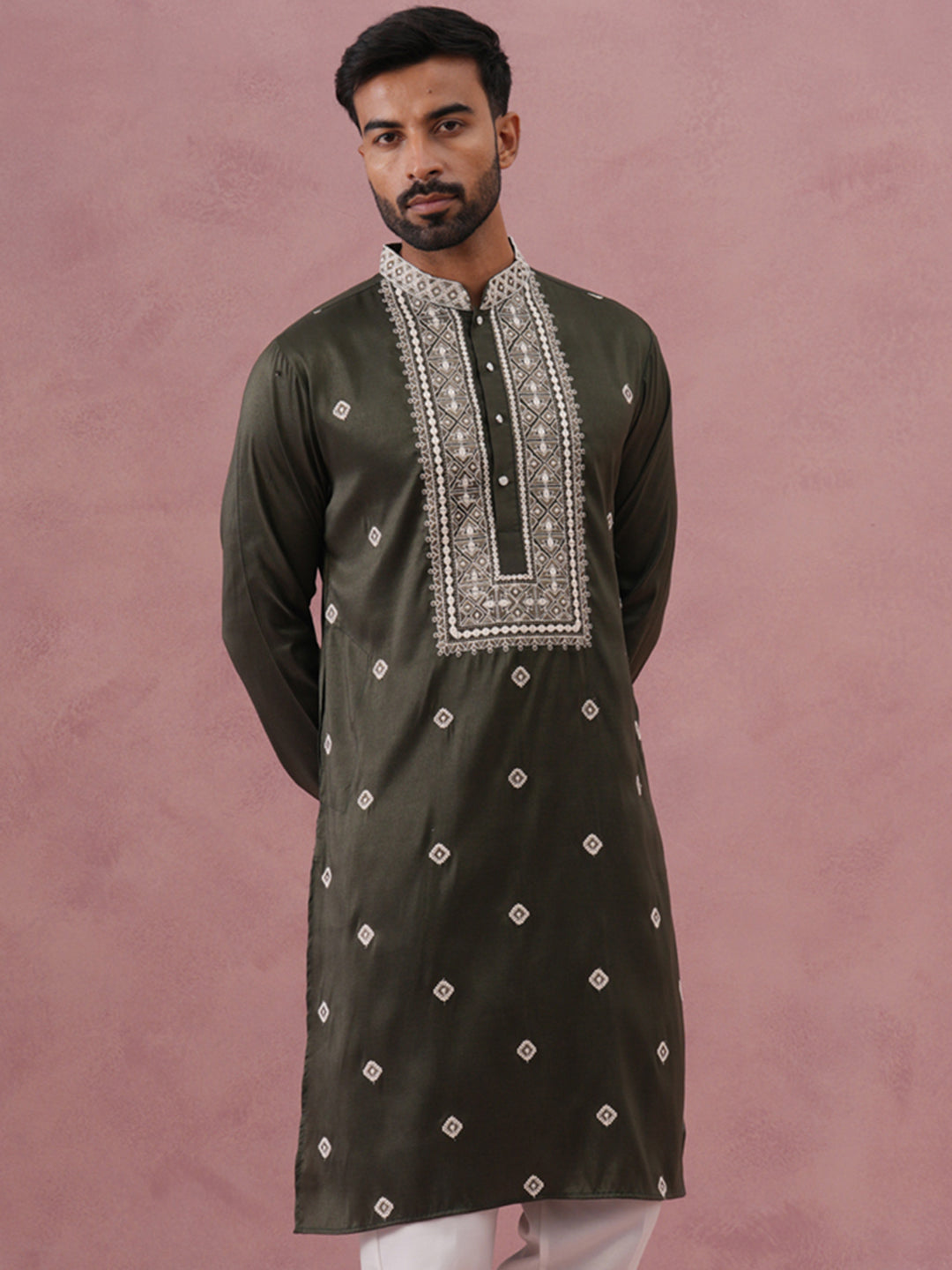 Men’S Ethnic Silk Blend Embroidered Kurta