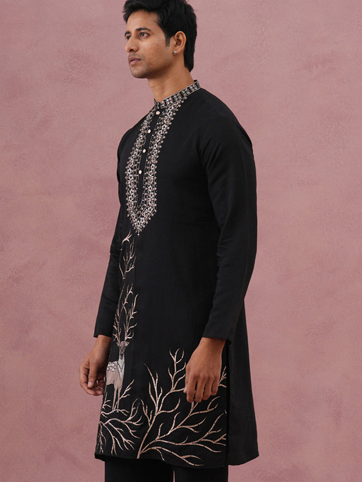 Men Ethnic Embroidered Kurta