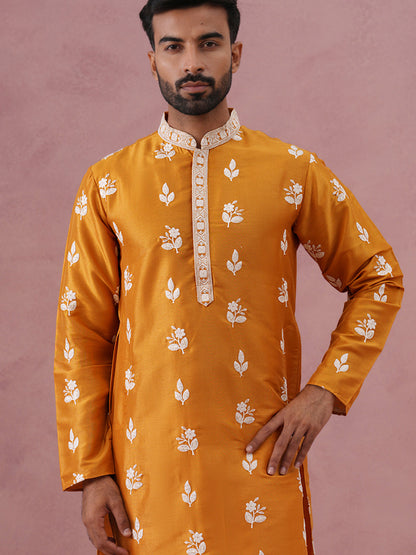Men’S Embroidered Silk Blend Kurta