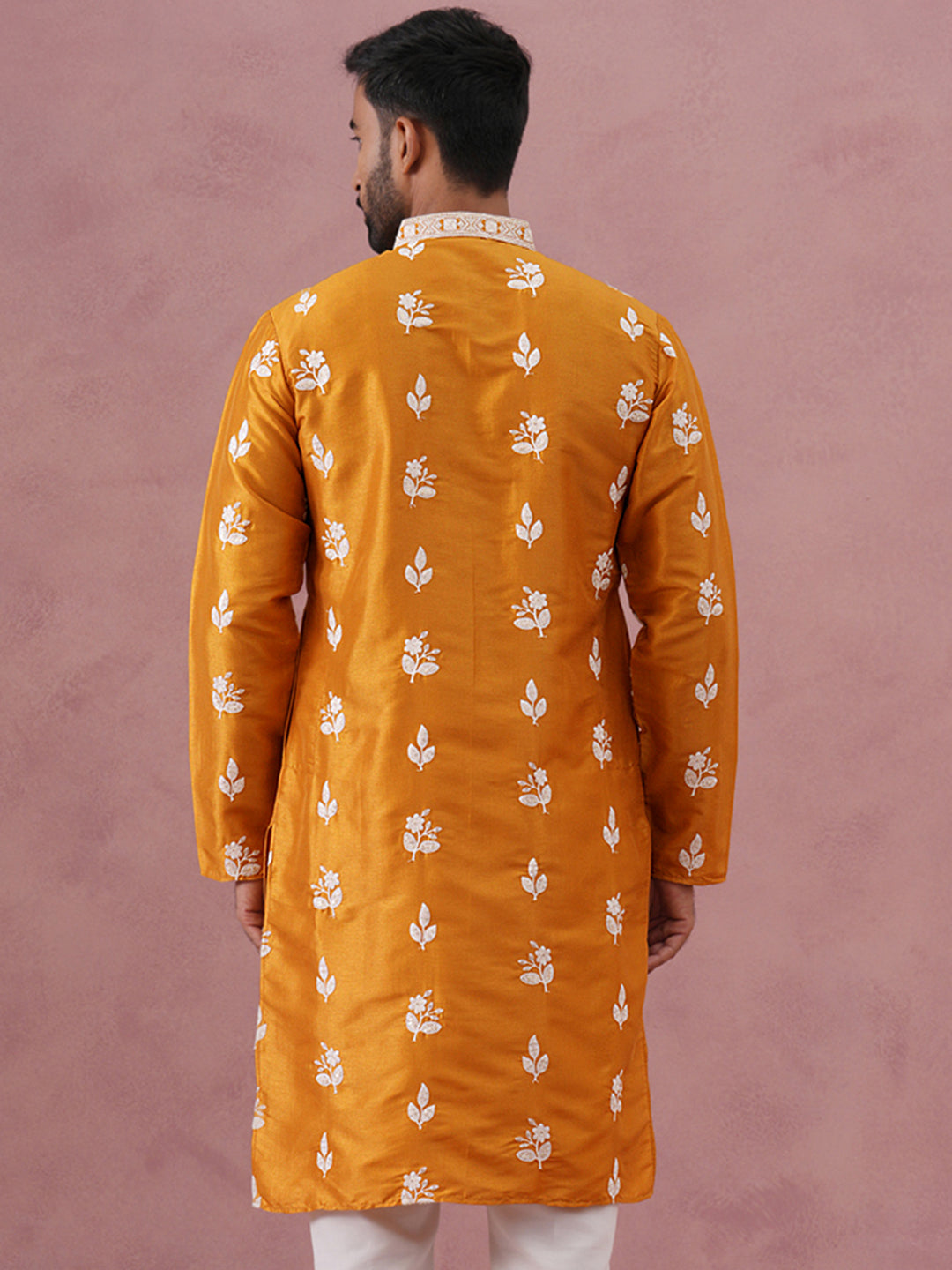 Men’S Embroidered Silk Blend Kurta