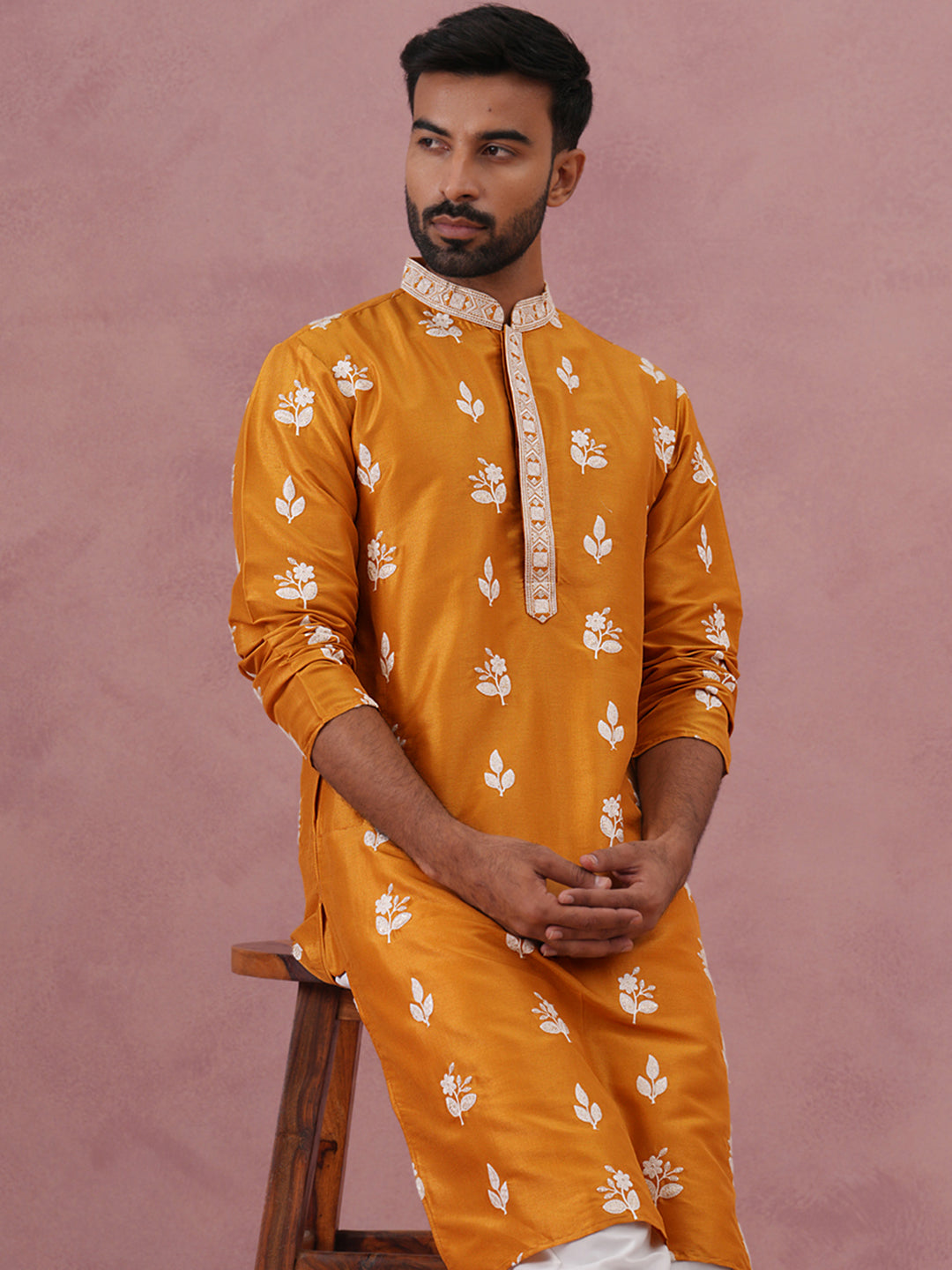 Men’S Embroidered Silk Blend Kurta