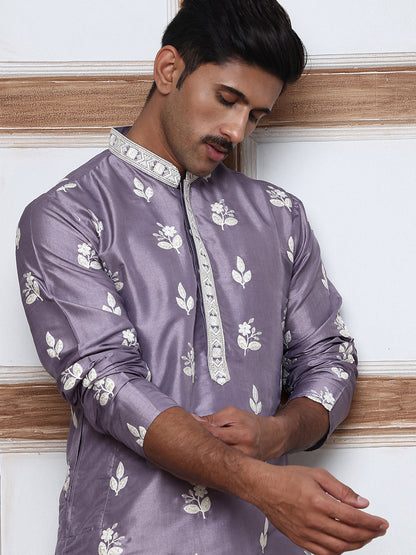 Men’S Embroidered Silk Blend Kurta
