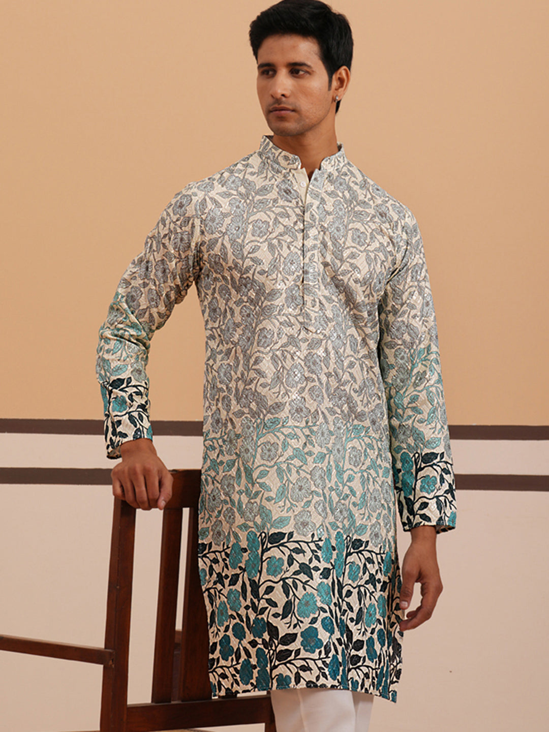 Men’S Printed Kurta With Embroidered Detailing