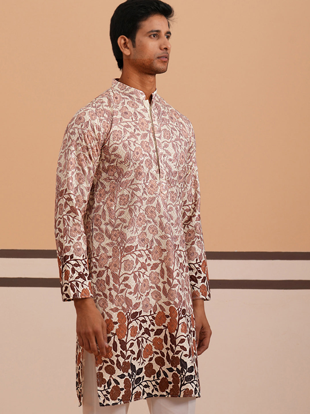 Men’S Printed Kurta With Embroidered Detailing