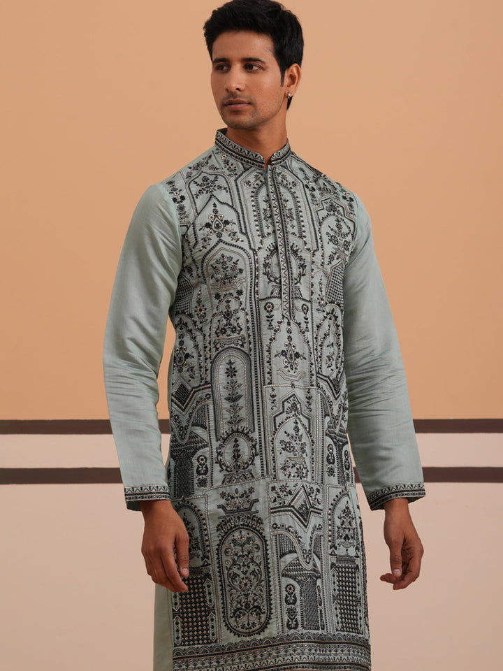 Men’S Silk Blend Embroidered Kurta