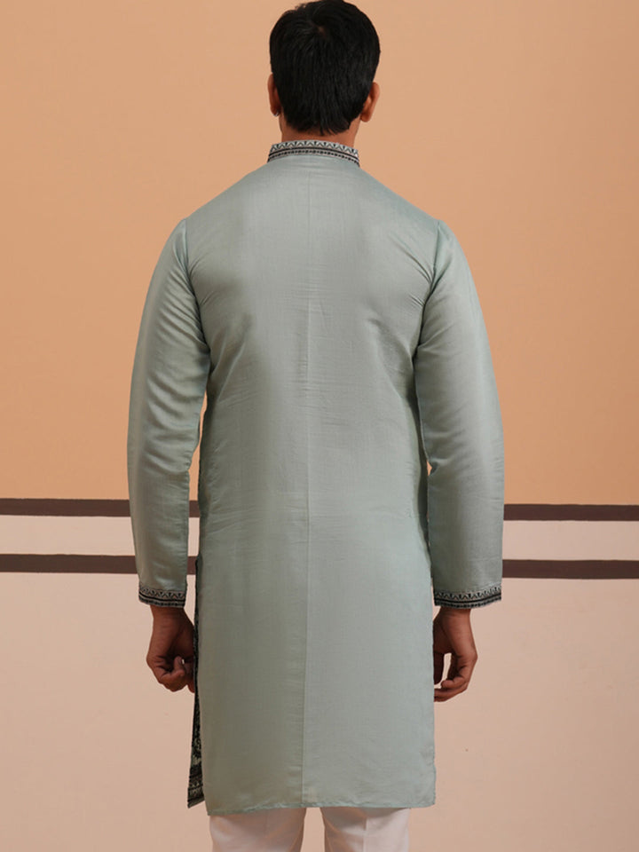 Men’S Silk Blend Embroidered Kurta