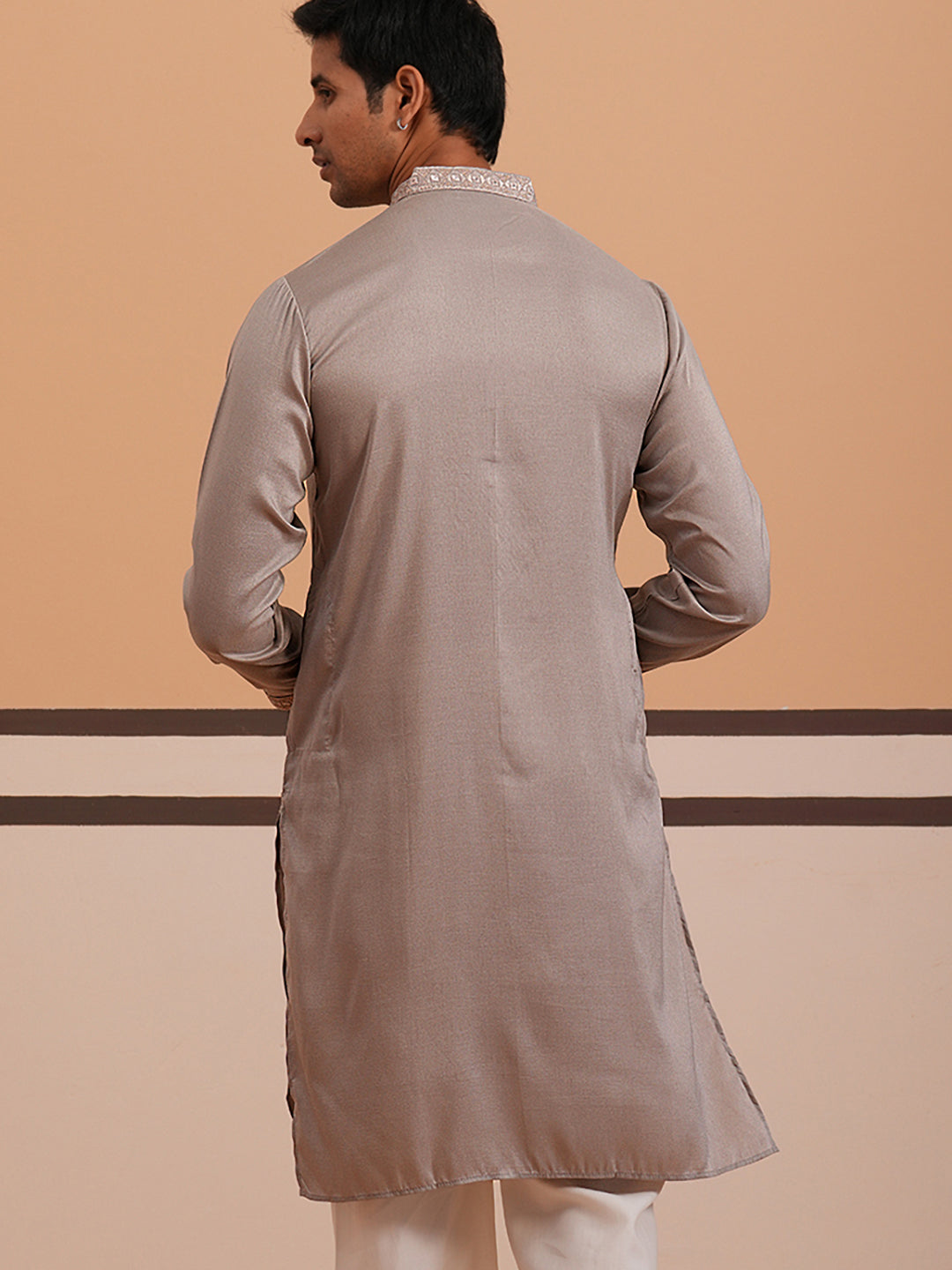 Men'S Geometric Embroidered Kurta