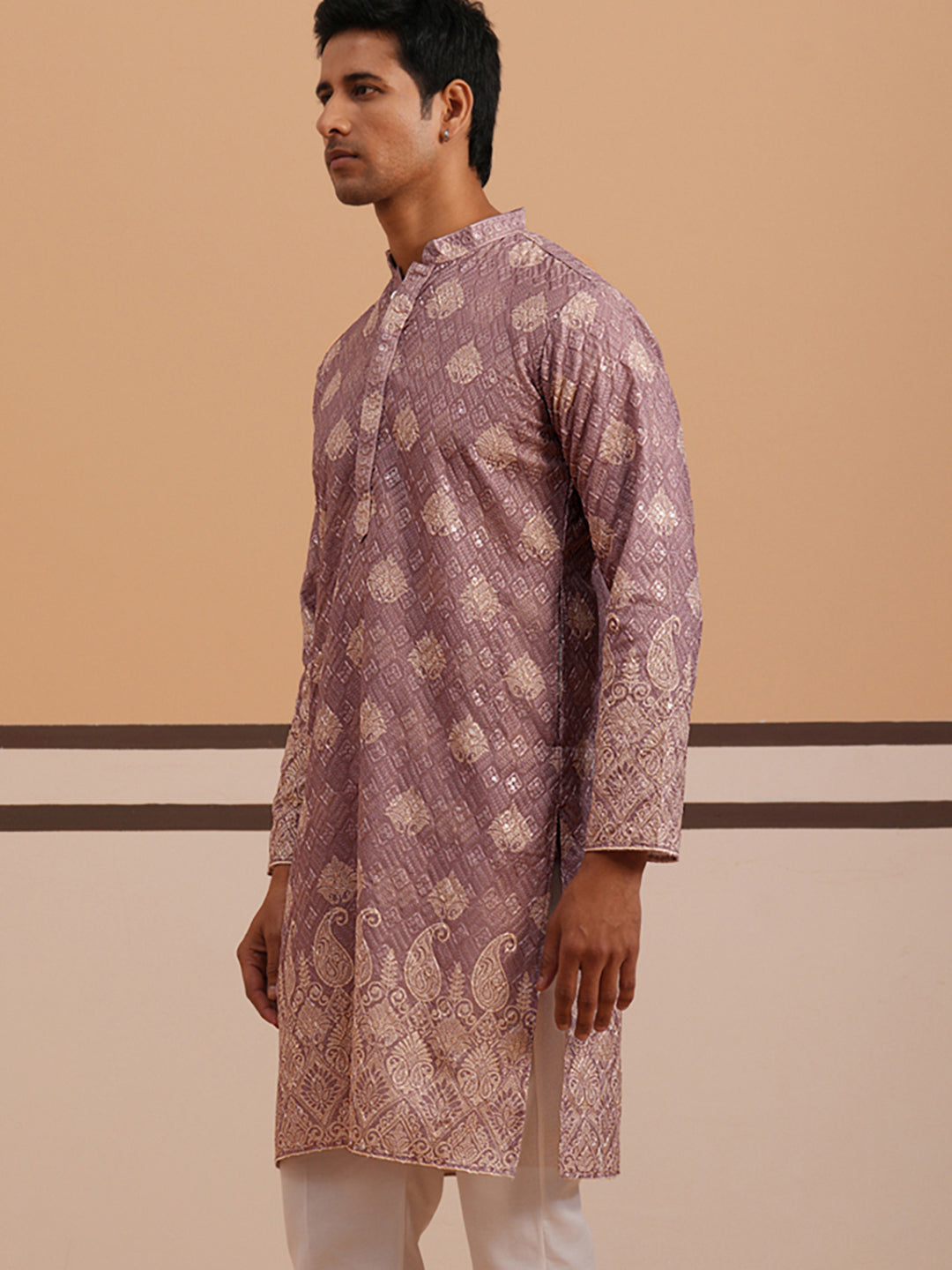 Embroidered Cotton-Blend Kurta With Paisley Design