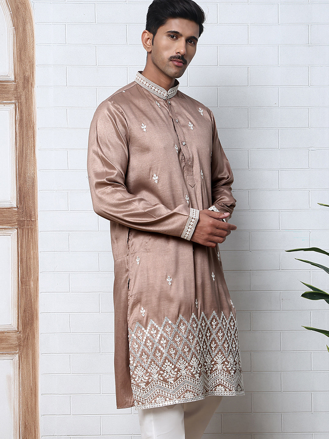 Traditional Silk-Blend Kurta With Embroidery