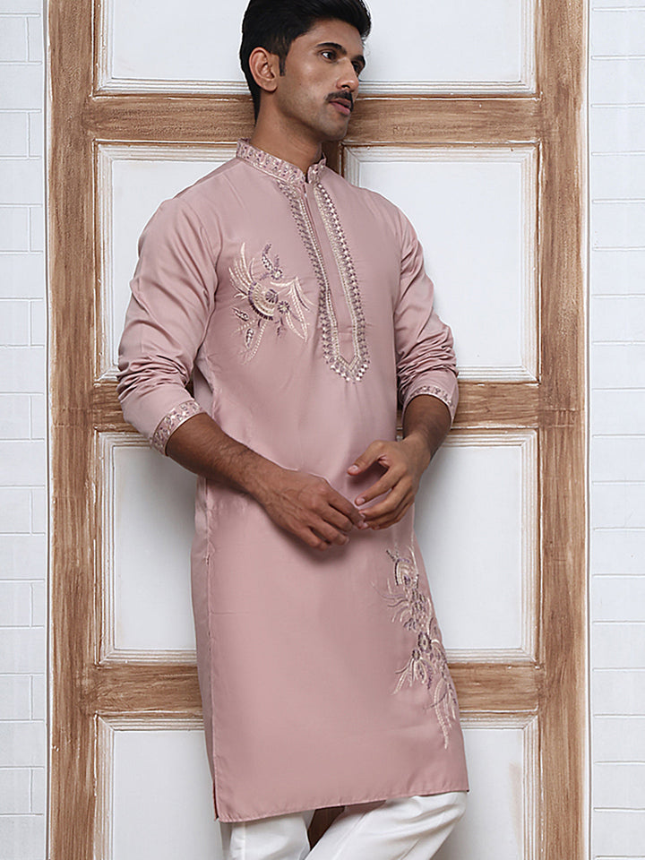 Men’S Silk Blend Embroidered Kurta