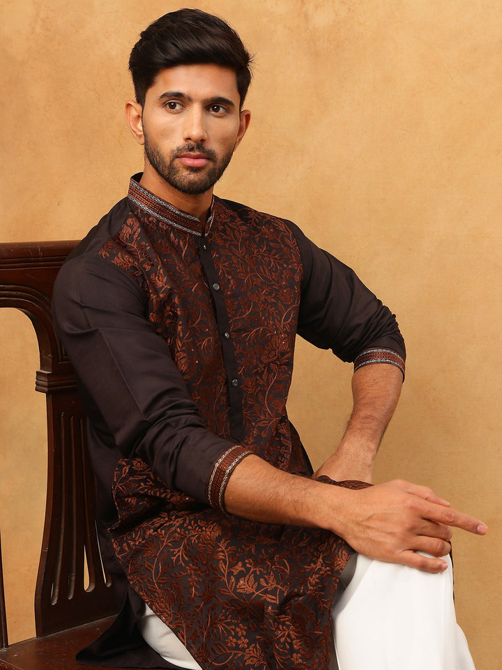 Men’S Silk Blend Embroidered Kurta
