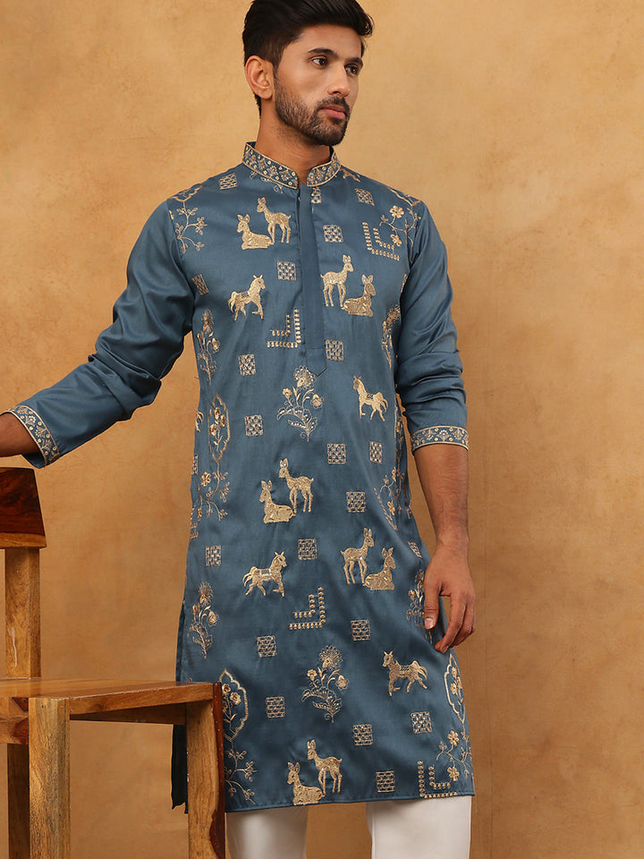 Men Silk Blend Kurta With Embroidery