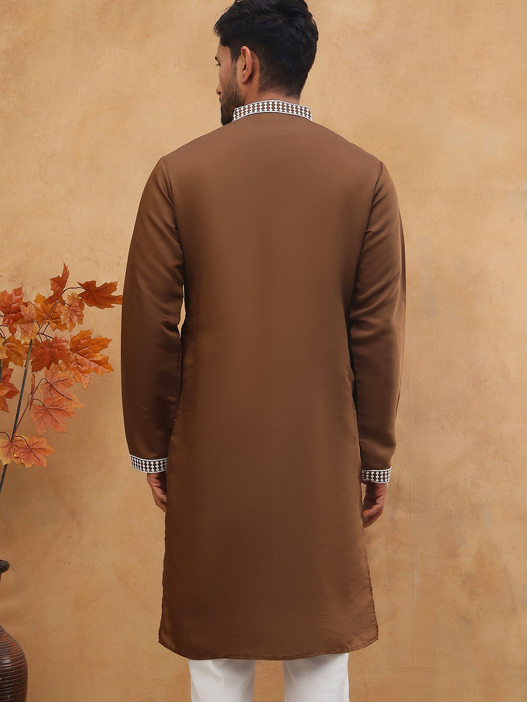 Men Ethnic Embroidered Kurta