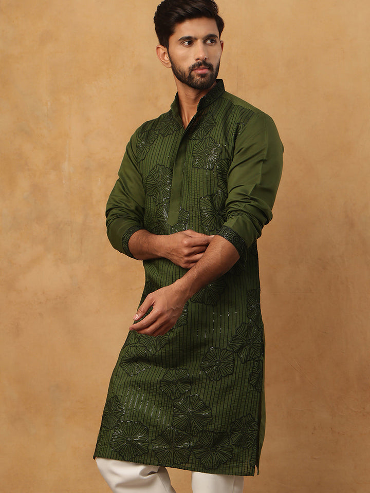Silk Blend Embroidered Kurta