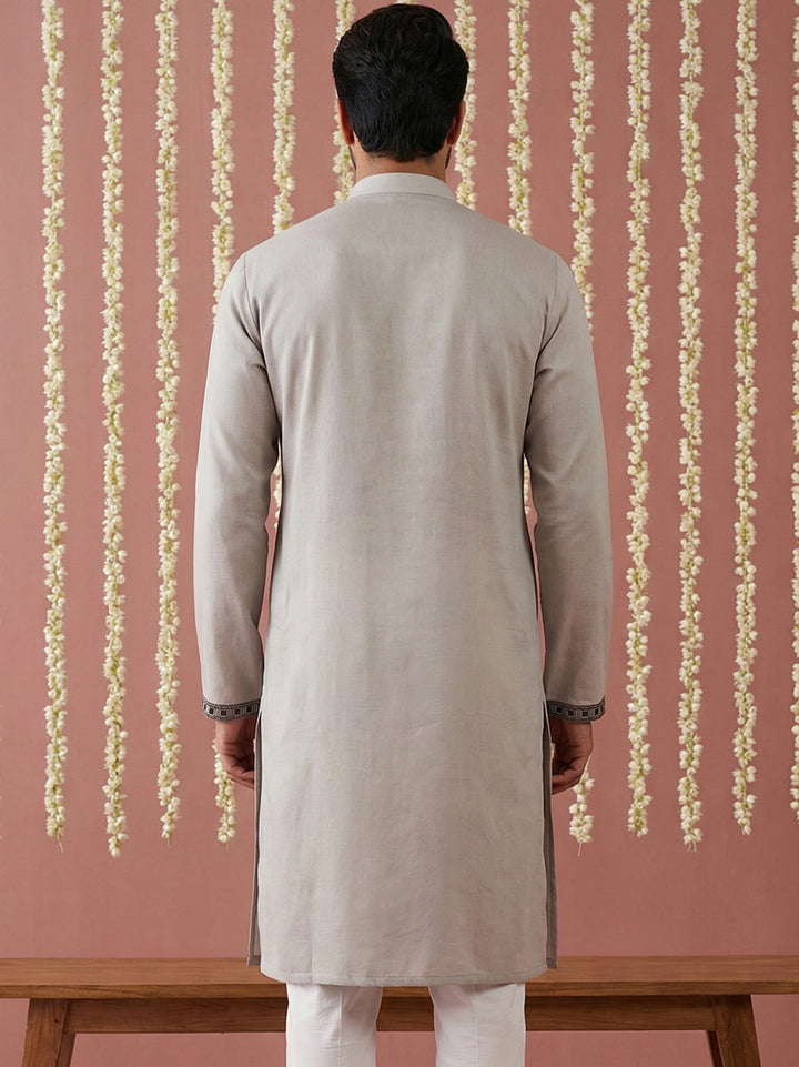 Men’S Silk Blend Embroidered Kurta