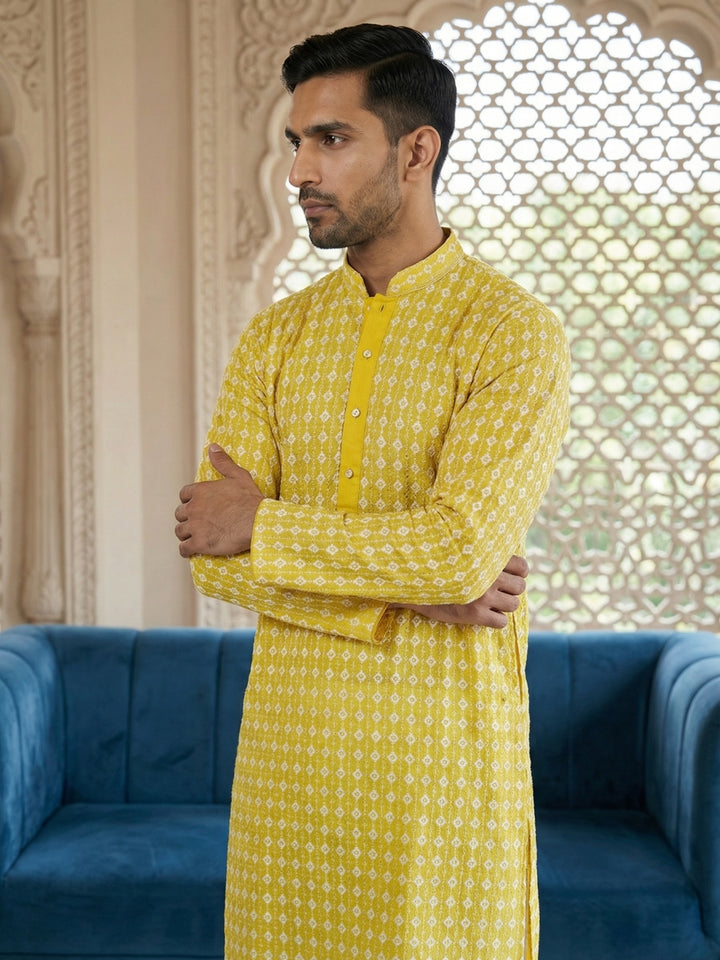 Embroidered Cotton Blend Kurta