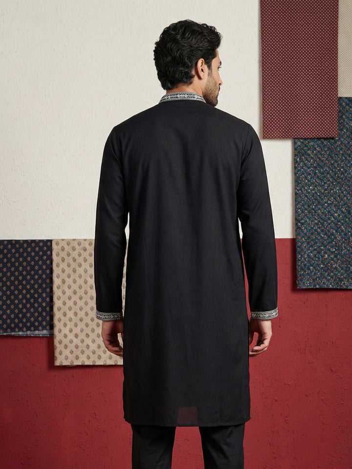 Men Ethnic Black Embroidered Kurta