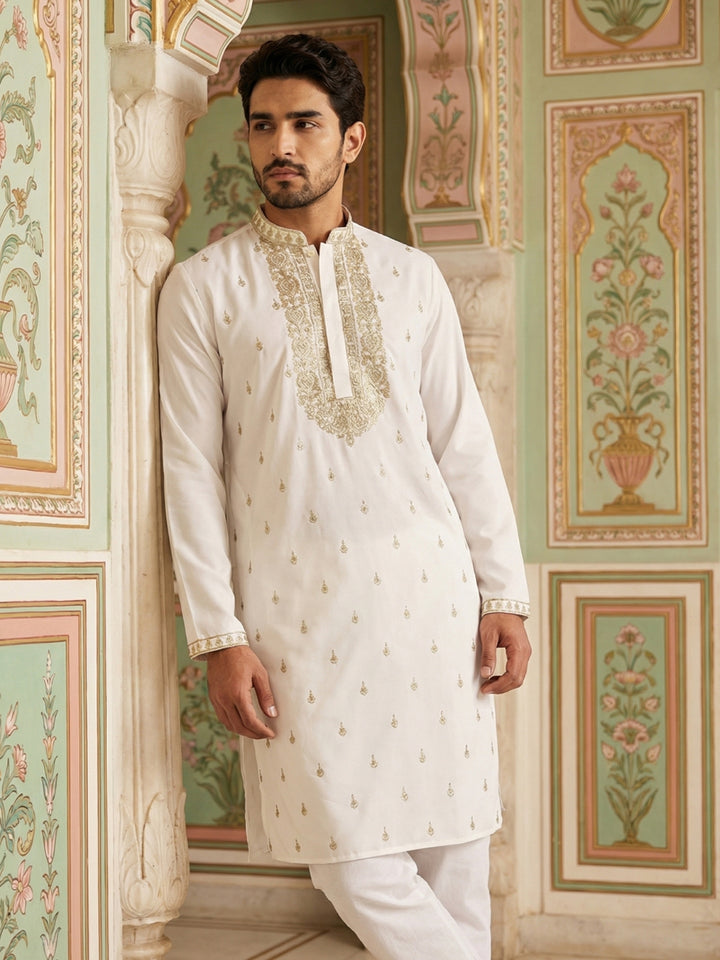 Men’S Cotton Blend Embroidered Kurta