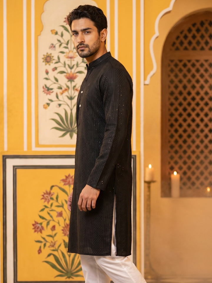 Men’S Silk Blend Thread Work Kurta