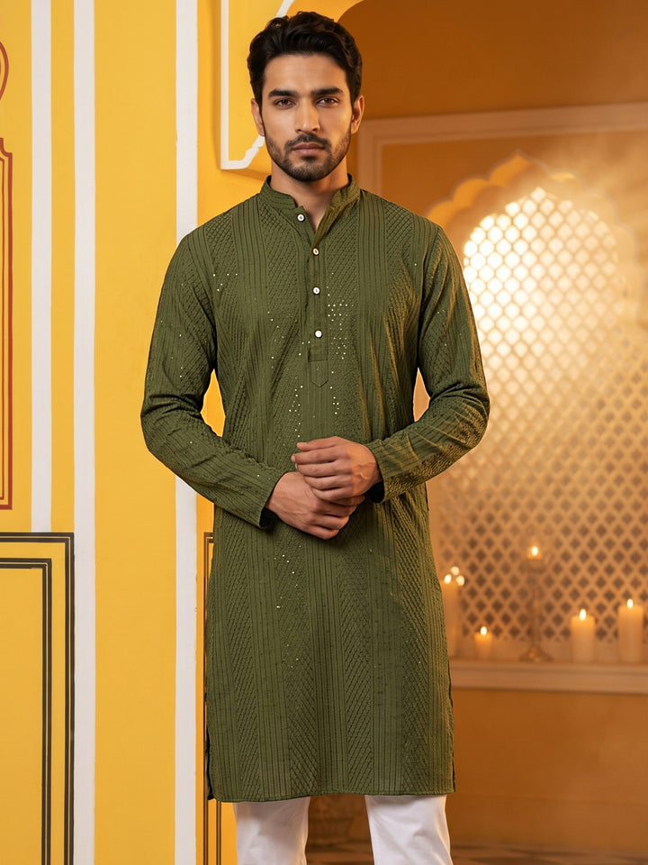 Men’S Silk Blend Thread Work Kurta