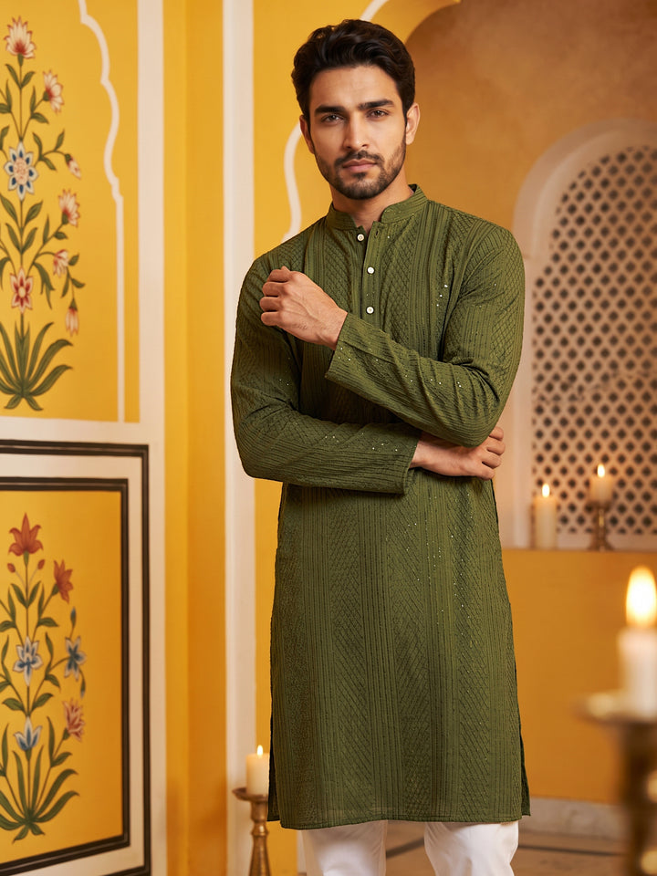 Men’S Silk Blend Thread Work Kurta