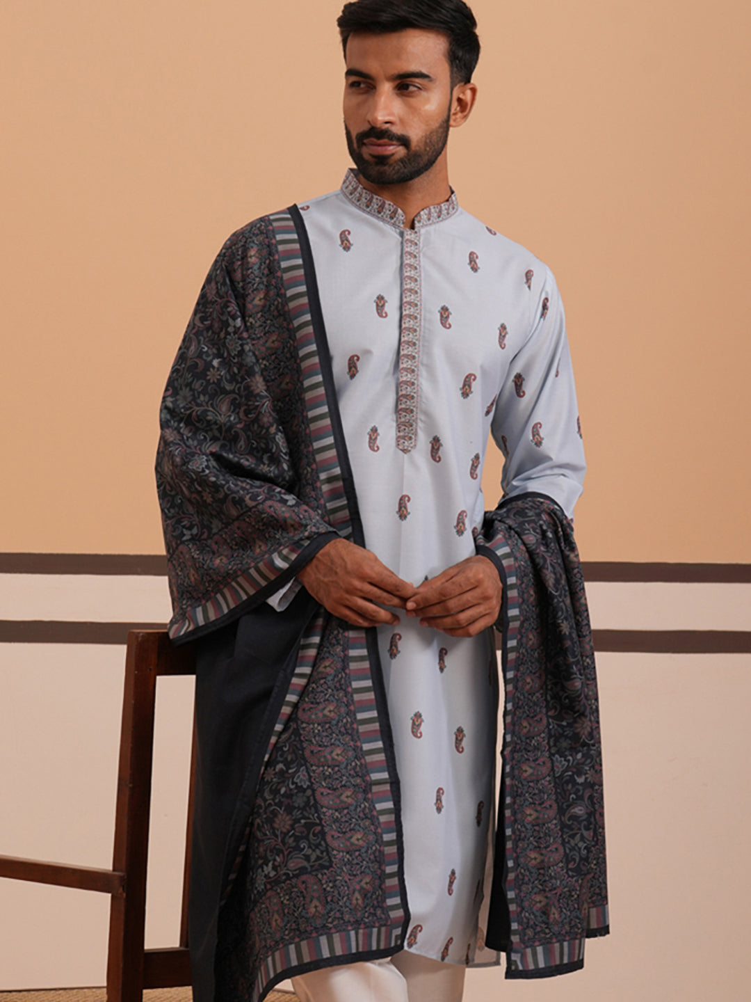 Paisley Print Kurta With Contrast Dupatta