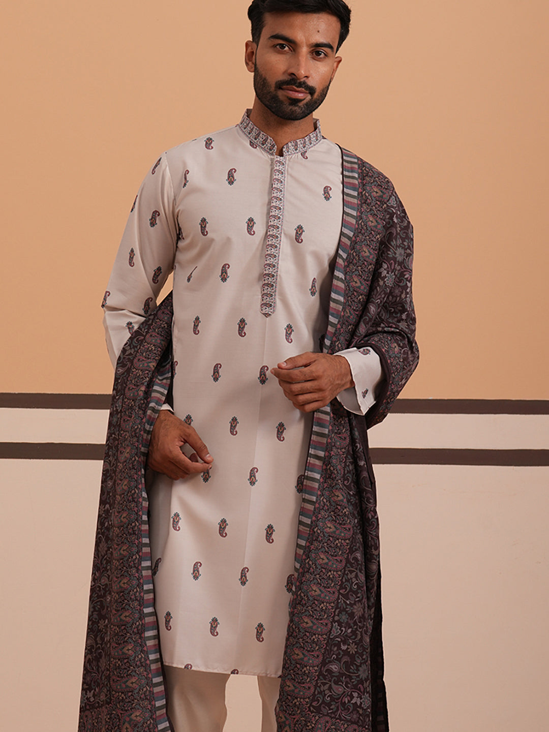 Paisley Print Kurta With Contrast Dupatta