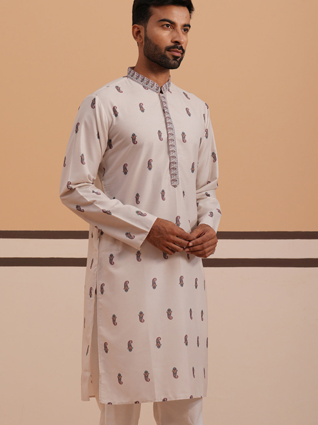Paisley Print Kurta With Contrast Dupatta