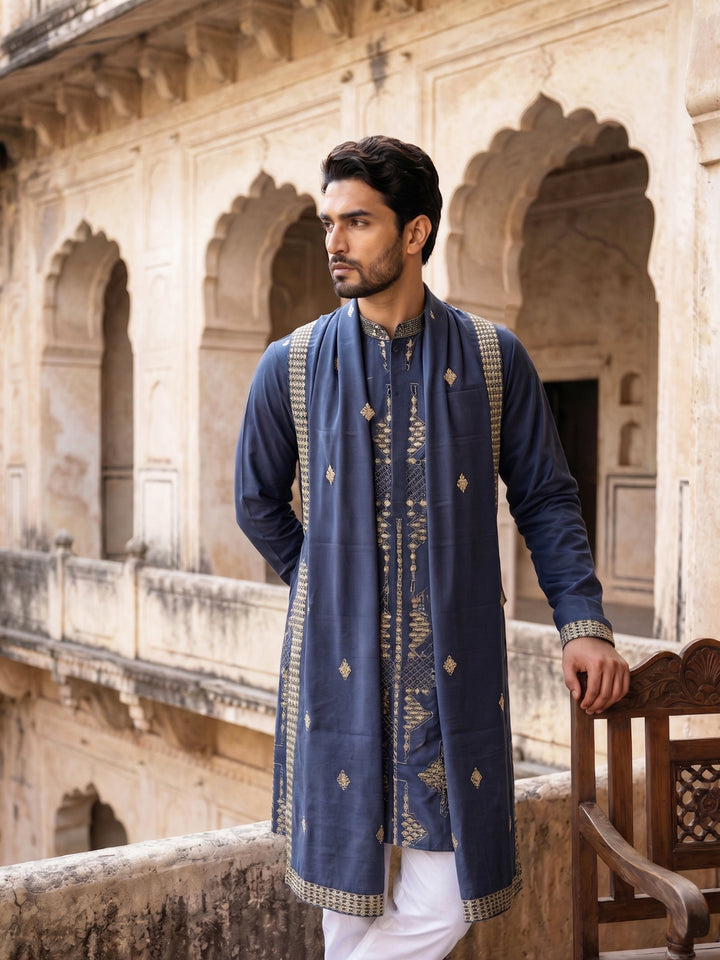 Men’S Embroidered Kurta With Dupatta
