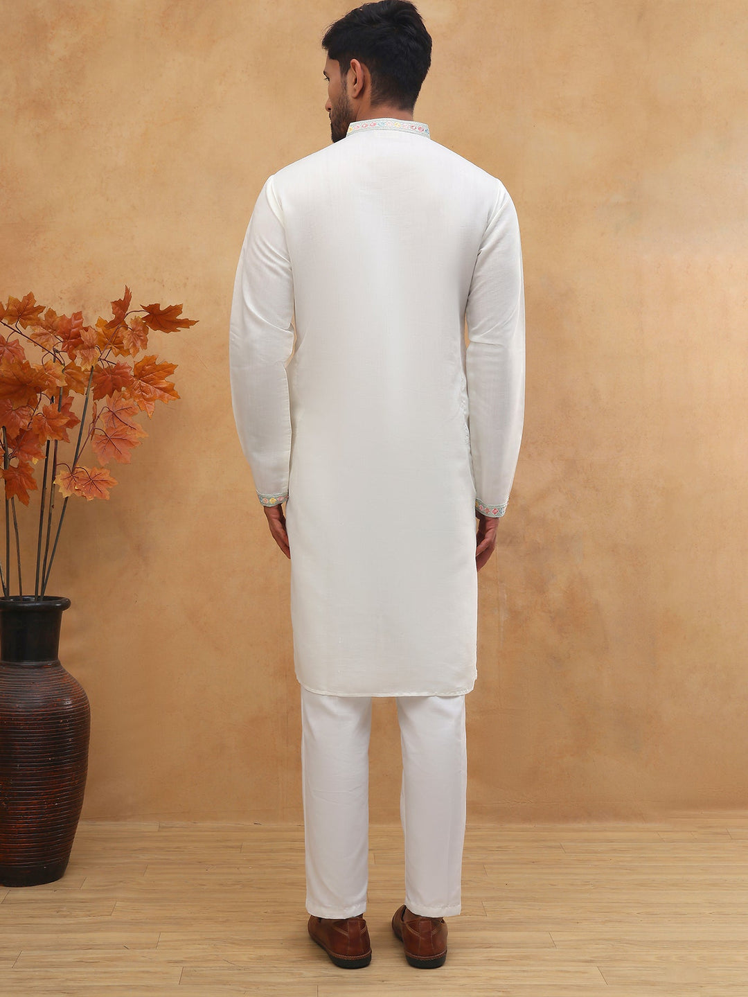 Silk Blend Embroidered Kurta Pyjama