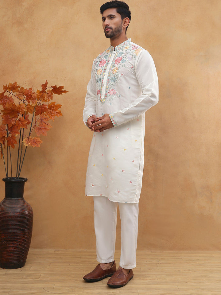 Silk Blend Embroidered Kurta Pyjama