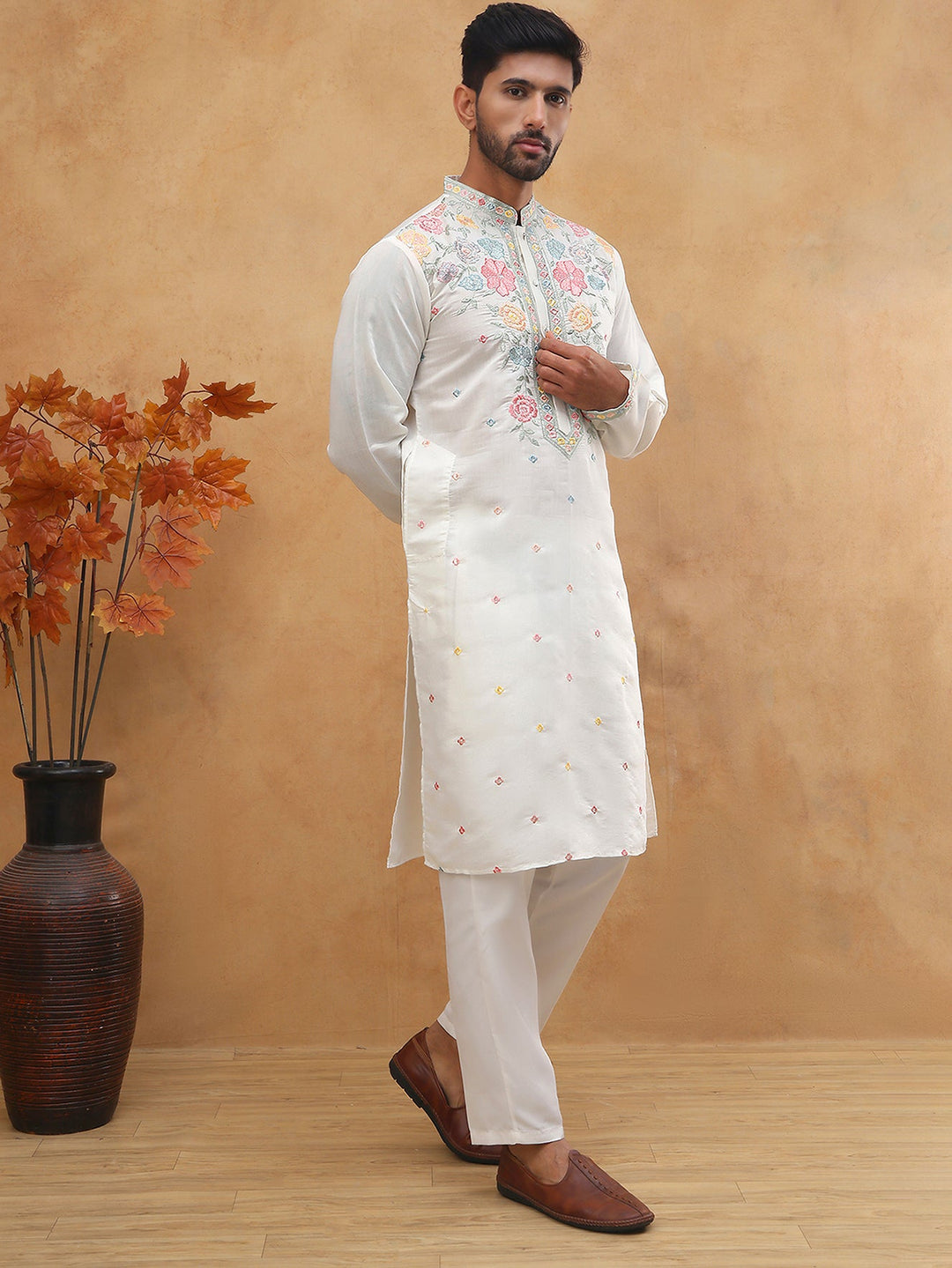 Silk Blend Embroidered Kurta Pyjama