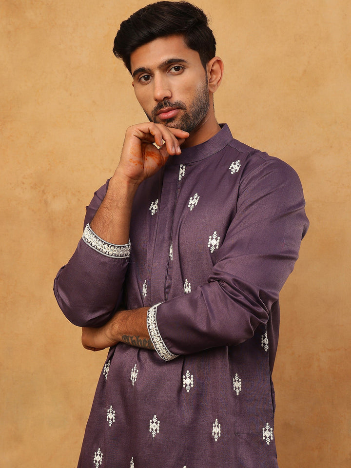 Traditional Silk Blend Embroidered Kurta Pyjama