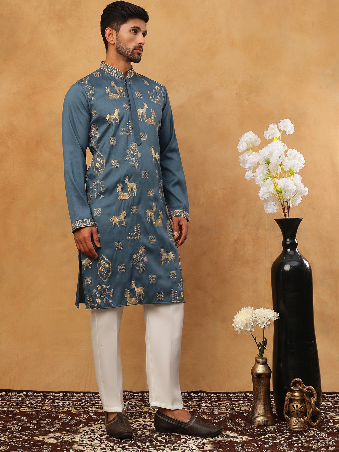 Men Silk Blend Kurta Pyjama With Embroidery