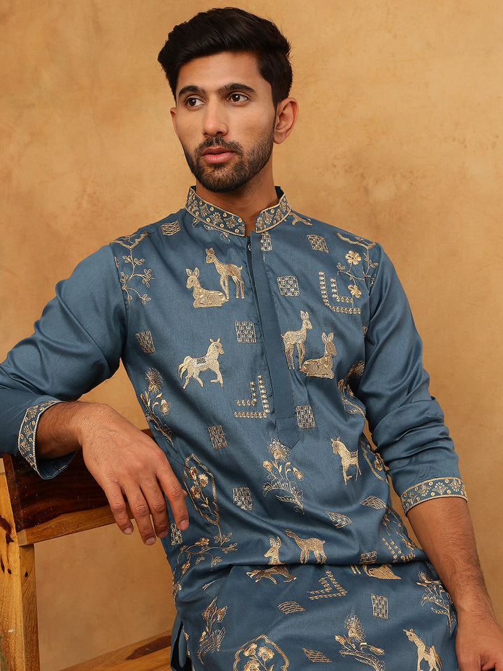 Men Silk Blend Kurta Pyjama With Embroidery