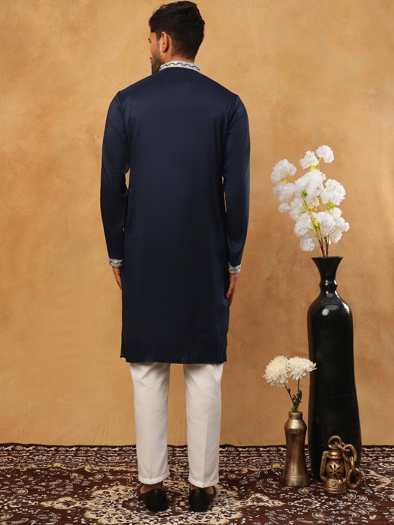 Men Silk Blend Embroidered Kurta Pyjama