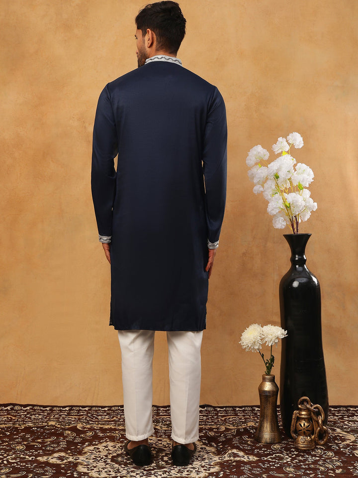 Men Silk Blend Embroidered Kurta Pyjama