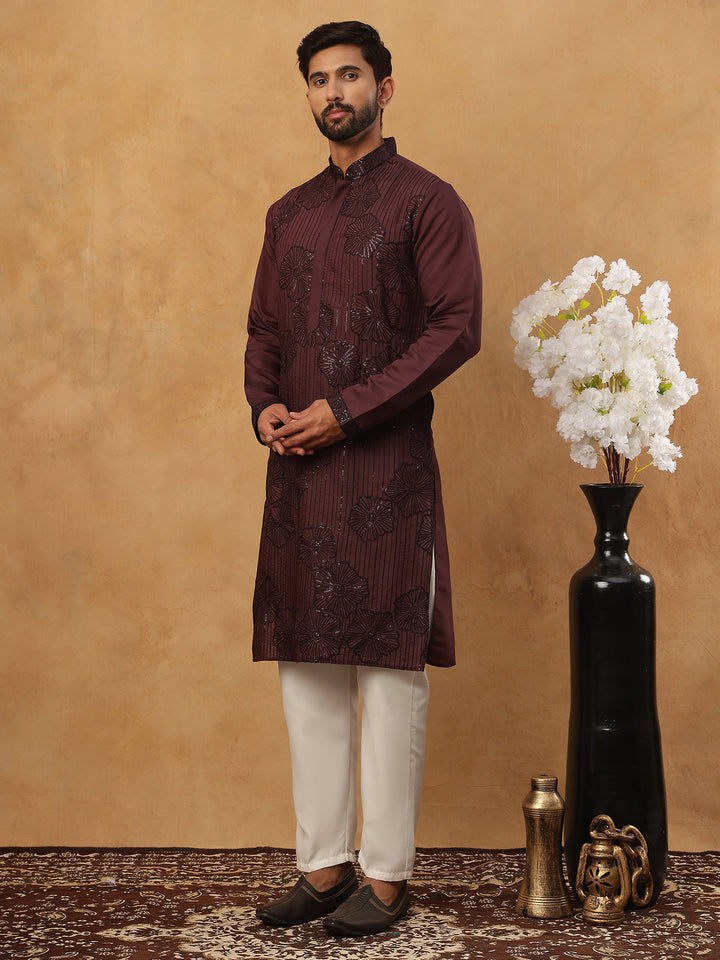 Silk Blend Embroidered Kurta With Pyjama