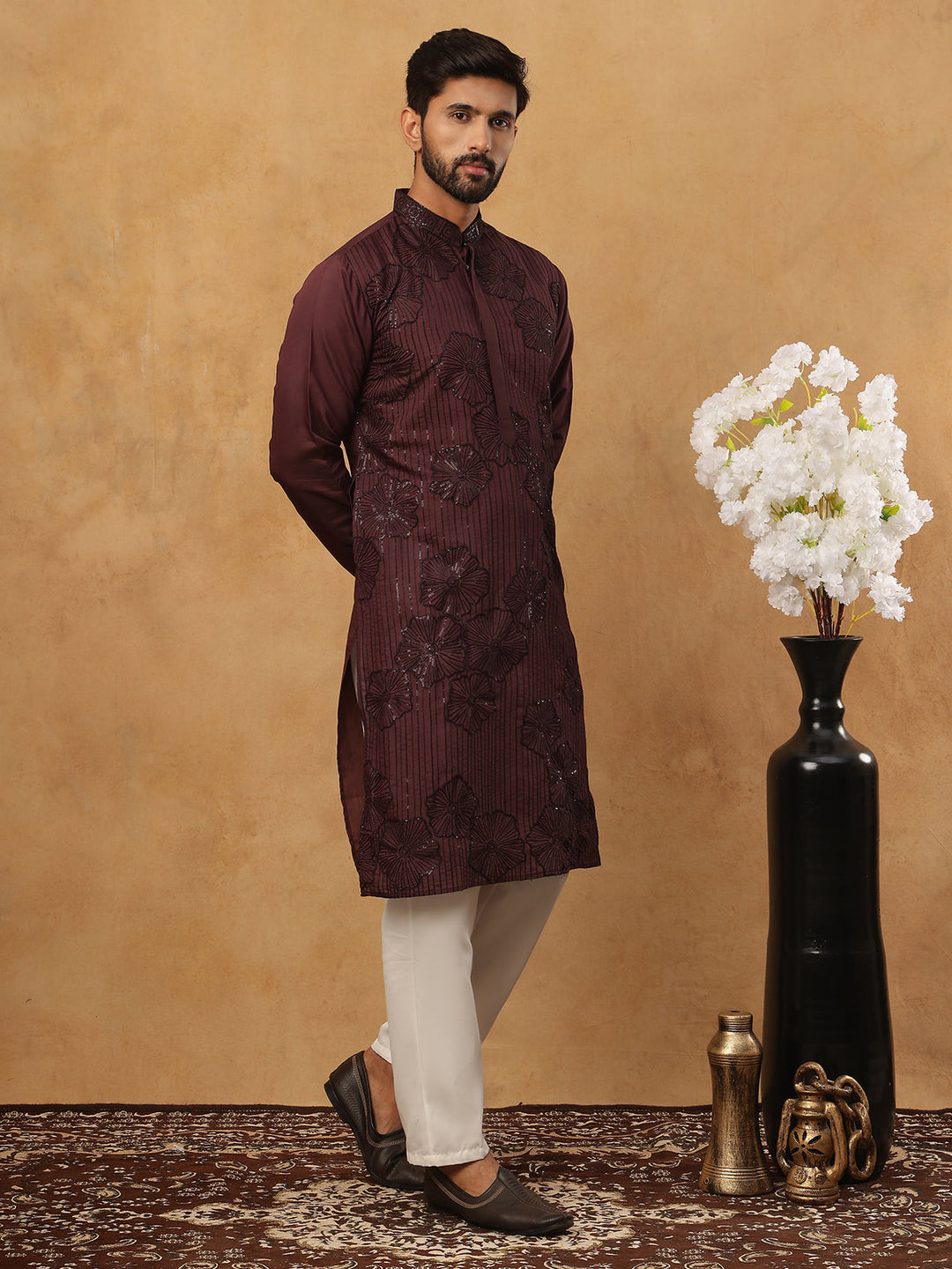 Silk Blend Embroidered Kurta With Pyjama