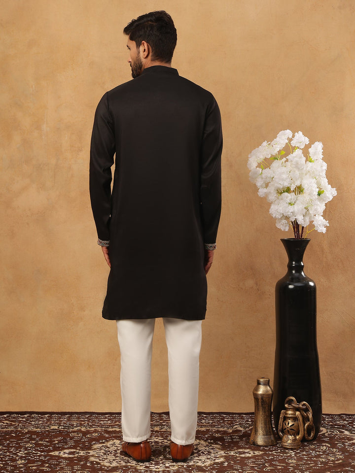Silk Blend Embroidered Kurta With Pyjama