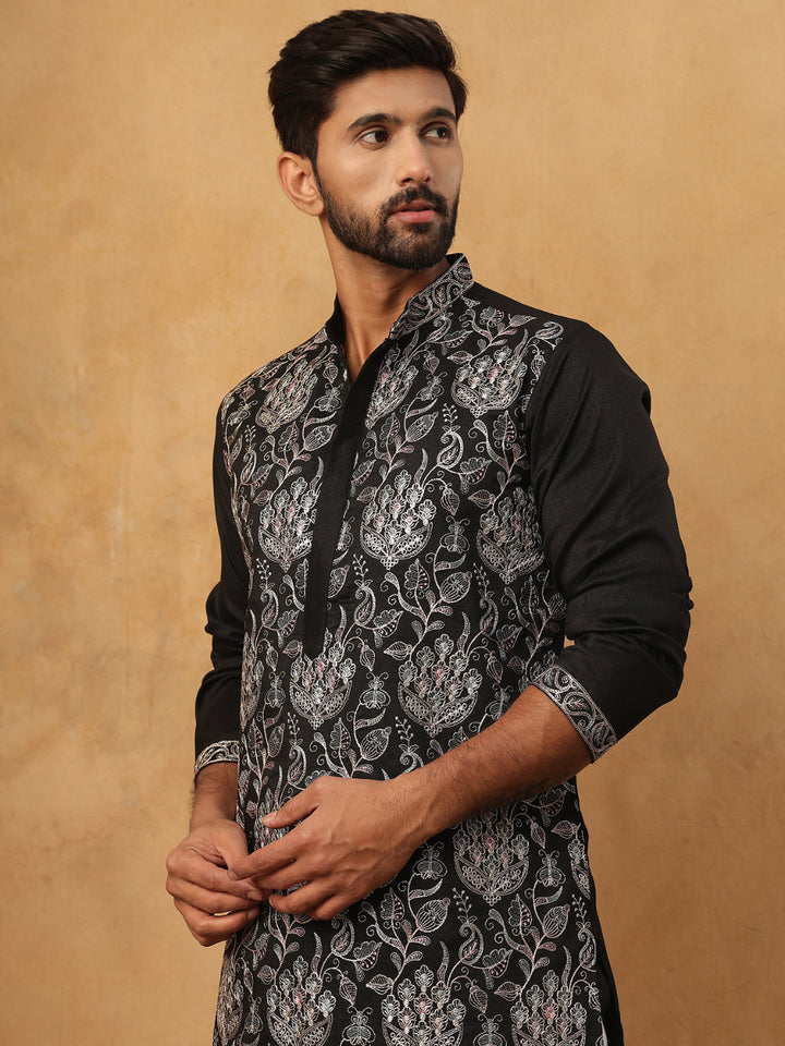 Silk Blend Embroidered Kurta With Pyjama