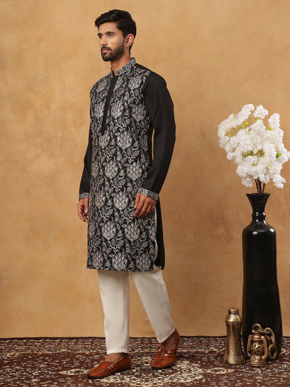 Silk Blend Embroidered Kurta With Pyjama